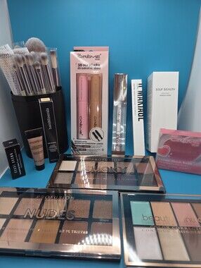 Mixed Makeup Bundle 16 Plus Pieces